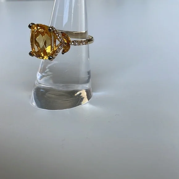 NWOT 4 1/2 ct. t.w. Citrine/White TopazSize 7